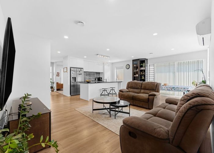  at 13 Hollowout Street, Takanini, Auckland