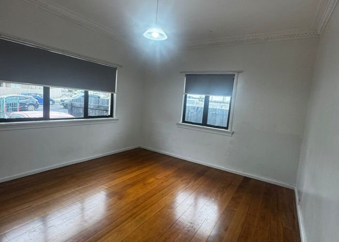  at 190 Puhinui Road, Papatoetoe, Manukau City, Auckland