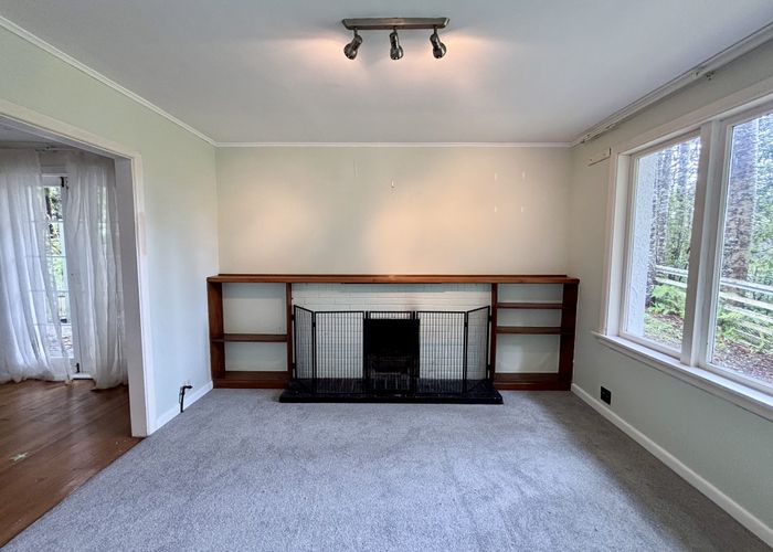  at 12 Manuka Road, Titirangi, Waitakere City, Auckland