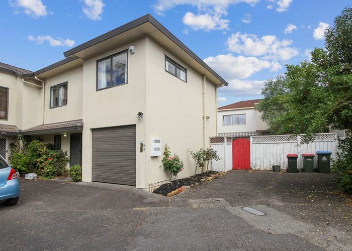  at 8B/13 Harrison Road, Mount Wellington, Auckland City, Auckland