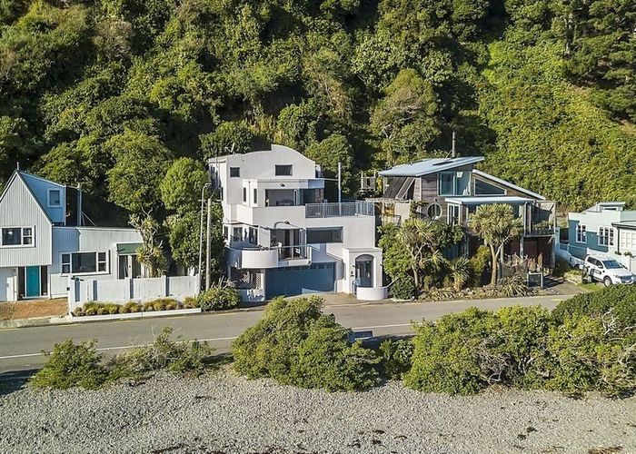  at 30 Moana Road, Plimmerton, Porirua, Wellington