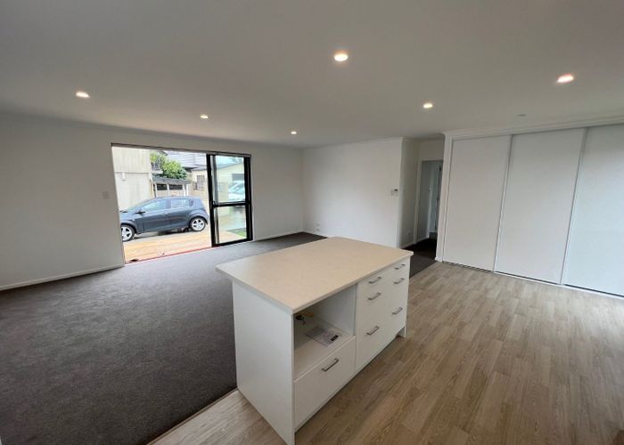  at 2/143 Bucklands Beach Road, Bucklands Beach, Manukau City, Auckland