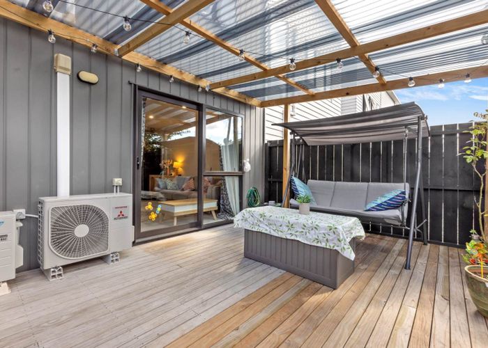  at 7/30 West Coast Road, Glen Eden, Waitakere City, Auckland