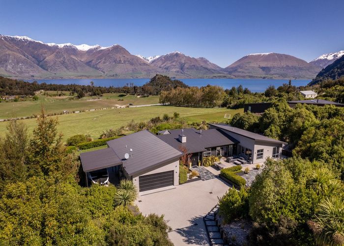  at 13 Fantail LANE, Mount Creighton, QUEENSTOWN