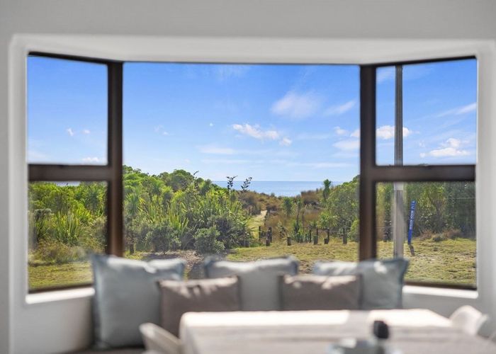  at 816 Papamoa Beach Road, Papamoa, Tauranga, Bay Of Plenty