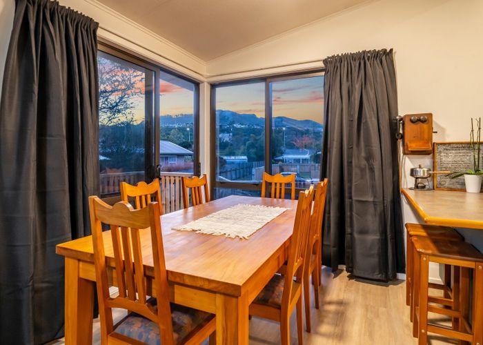  at 6 Longfellow Street, Trentham, Upper Hutt, Wellington
