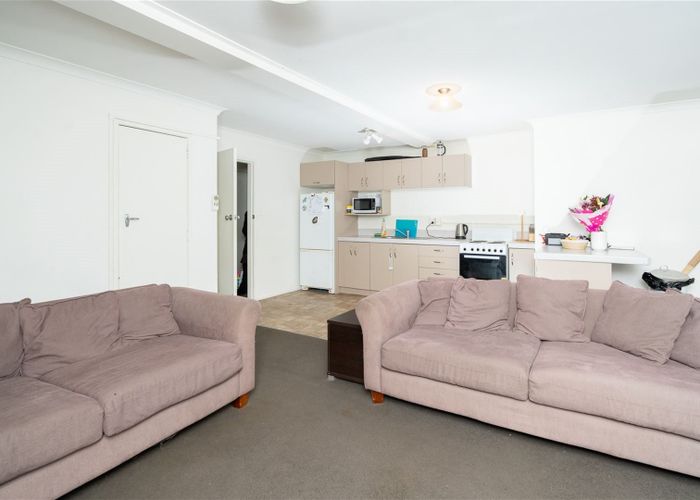  at 2/219 Killarney Road, Frankton, Hamilton