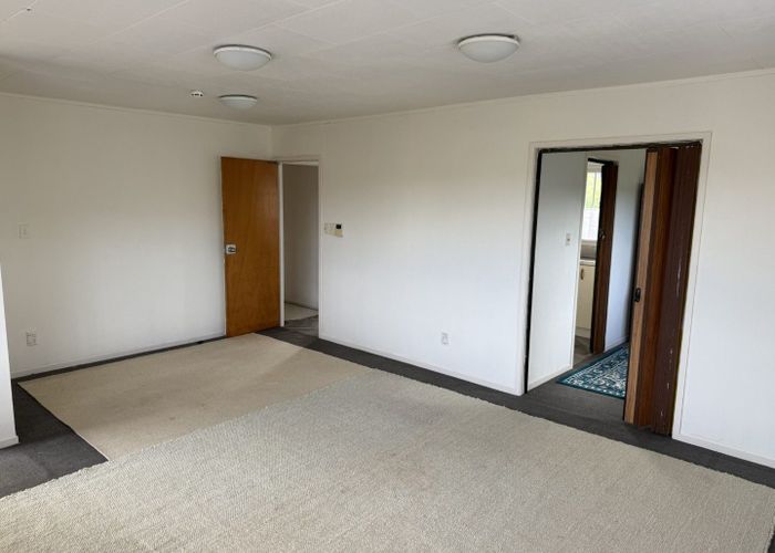  at 190 Universal Drive, Henderson, Waitakere City, Auckland