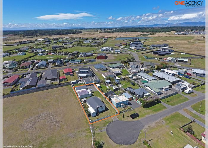  at 8 Hart Street, Foxton Beach, Horowhenua, Manawatu / Whanganui