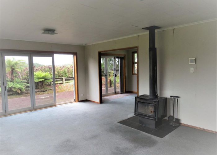  at 524 Mountain Road, Lepperton, New Plymouth