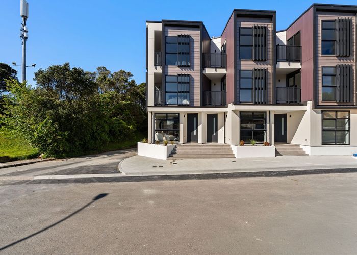  at 203 Newlands Road, Newlands, Wellington, Wellington