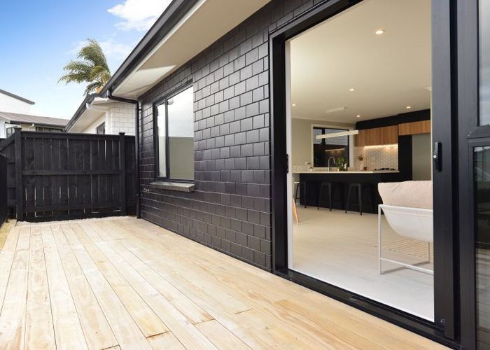  at 2/325 Horsham Downs Road, Rototuna North, Hamilton
