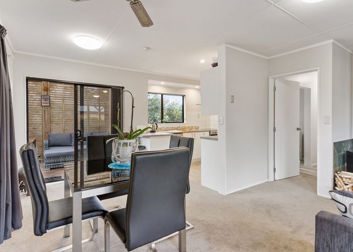  at 2/88 Ohauiti Road, Hairini, Tauranga