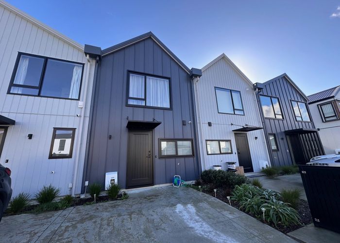  at 10 Orongomai Street, Wallaceville, Upper Hutt, Wellington