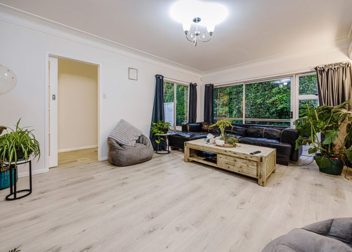  at 372 Great South Road, Papakura, Papakura, Auckland