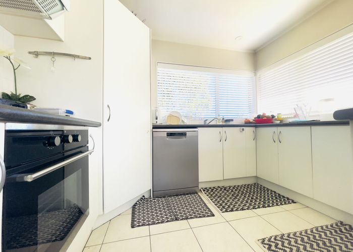  at 1 Mellefont close, Dannemora, Manukau City, Auckland