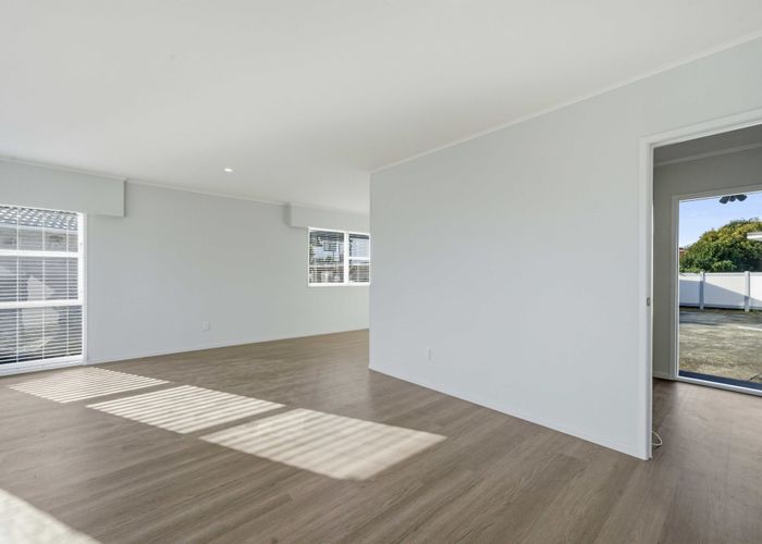  at 14 Burlington Place, Manurewa, Manukau City, Auckland