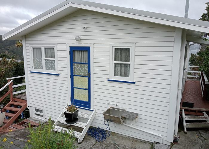  at 10 Ogilvy Terrace, Plimmerton, Porirua, Wellington