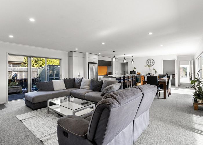  at 17 Redwood Crescent, Hurdon, New Plymouth, Taranaki