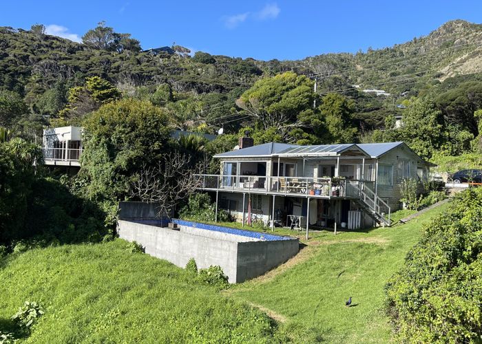  at 57 Seaview Road, Piha, Waitakere City, Auckland