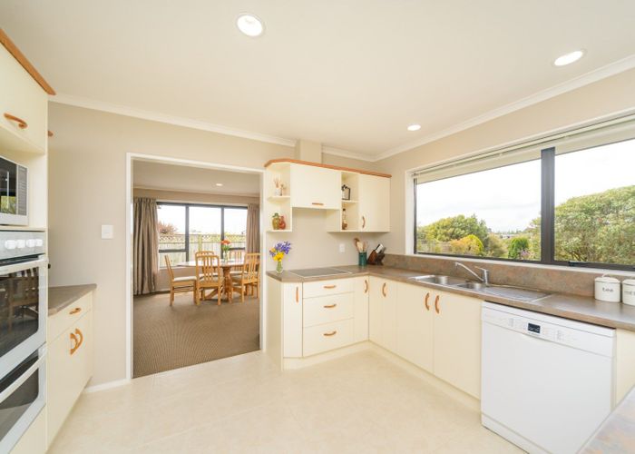  at 189 Ruapehu Drive, Fitzherbert, Palmerston North