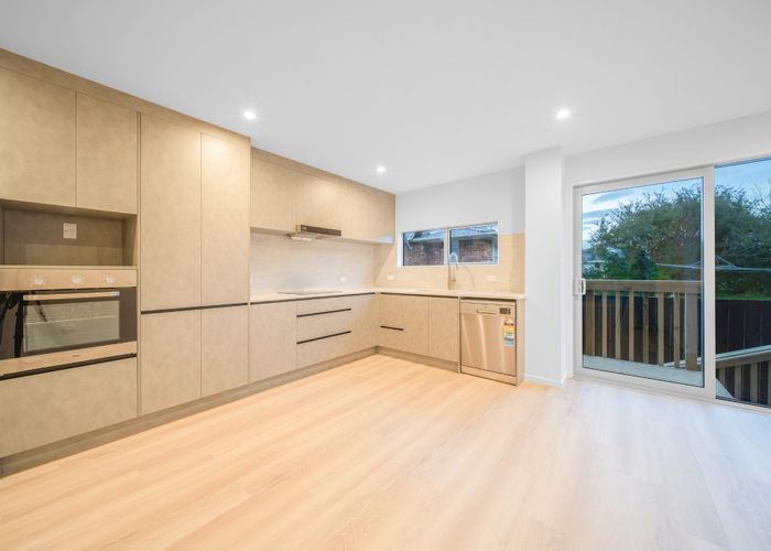  at 26D Trojan Crescent, New Lynn, Waitakere City, Auckland