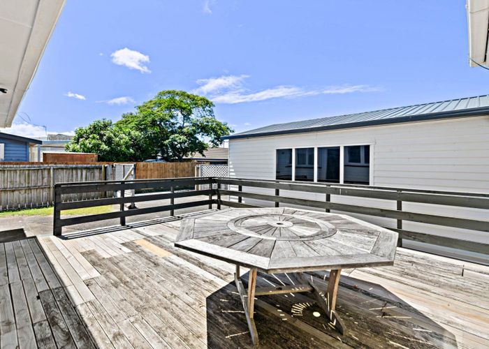  at 1/50 Halsey Road, Manurewa, Manukau City, Auckland