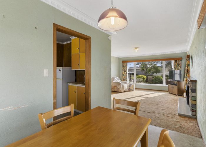  at 201 Chivalry Road, Glenfield, Auckland