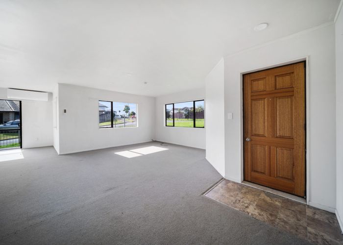  at 21 Masters Place, Favona, Auckland