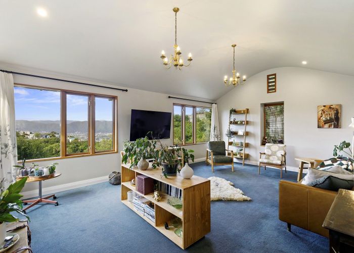  at 12 Maungaraki Road, Korokoro, Lower Hutt, Wellington
