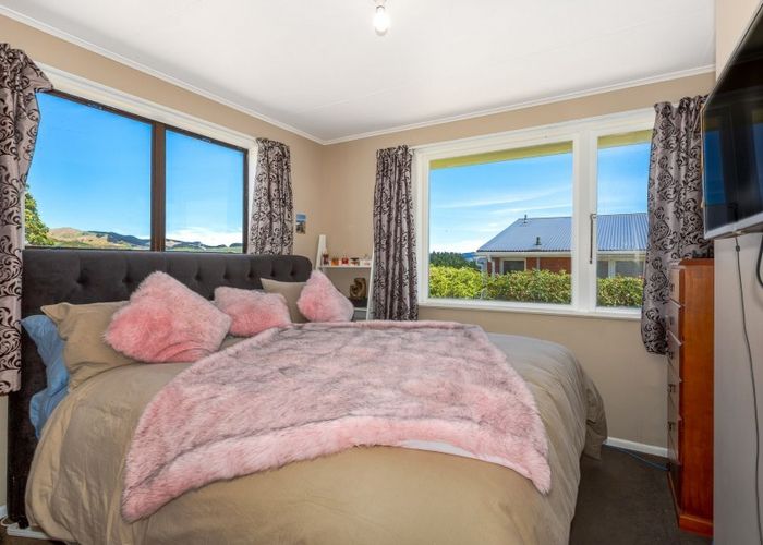  at 26 Niagara Street, Waitangirua, Porirua
