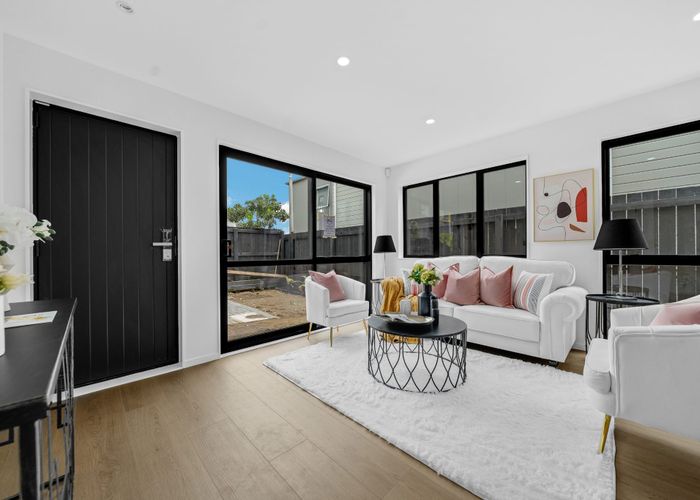  at Lot 5/525 Massey Road, Mangere, Manukau City, Auckland