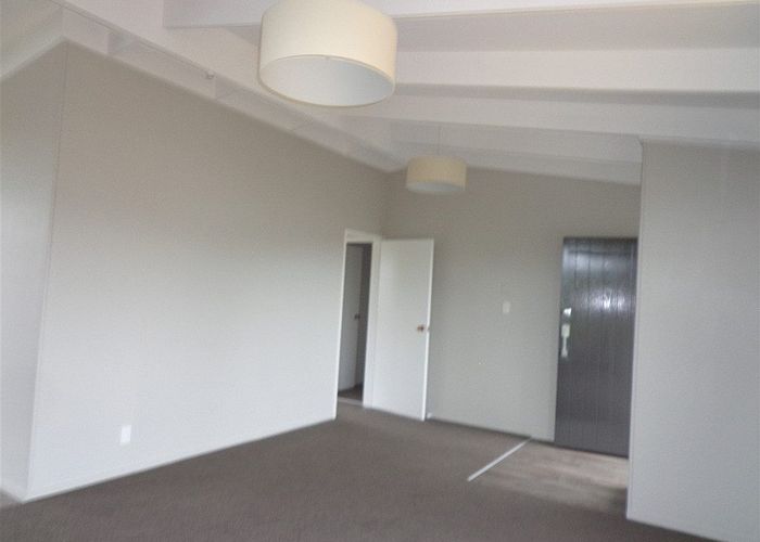  at 32 Glennandrew Drive, Half Moon Bay, Auckland