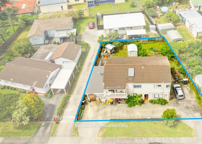  at 1 Silverstone Place, Henderson, Auckland