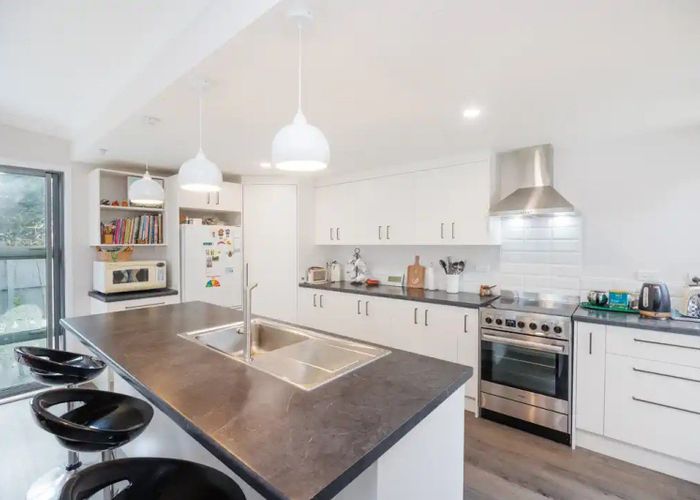  at 5A Aokautere Drive, Fitzherbert, Palmerston North, Manawatu / Whanganui