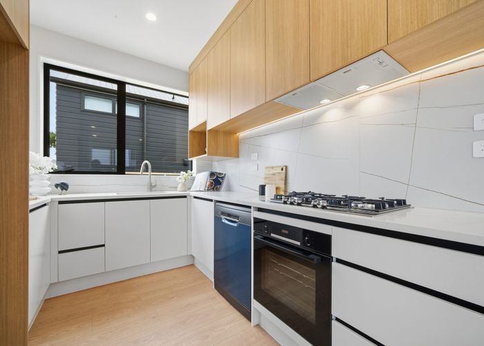  at 31 Range View Road, Mount Albert, Auckland City, Auckland