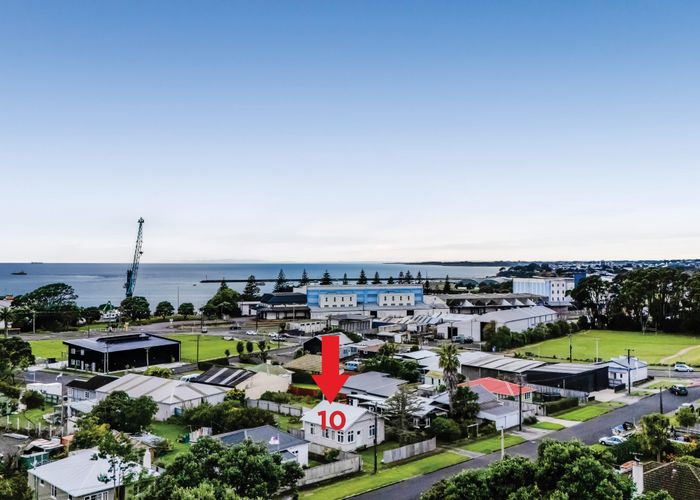  at 10 Harbour Street, Moturoa, New Plymouth, Taranaki