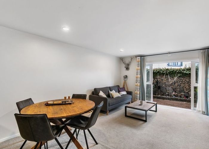  at 9/99 Mays Road, Onehunga, Auckland City, Auckland