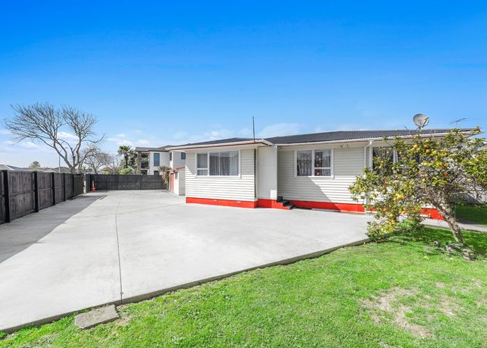  at 78 Raglan Street, Mangere East, Auckland