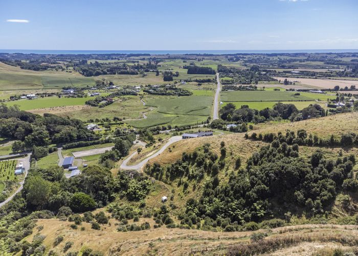  at 129 South Manakau Road, Manakau, Otaki