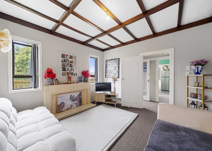  at 1/1 Hamilton Road, Papatoetoe, Manukau City, Auckland