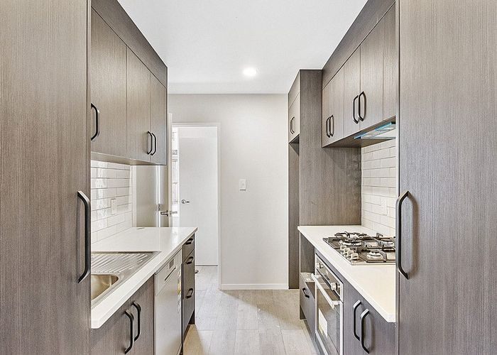  at 2/49 Mangere Road, Otahuhu, Auckland City, Auckland