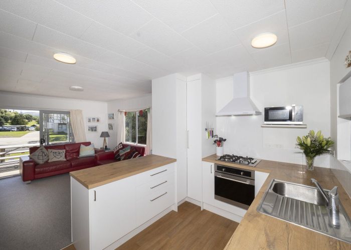  at 7 Palm Parade, Riversdale Beach, Masterton