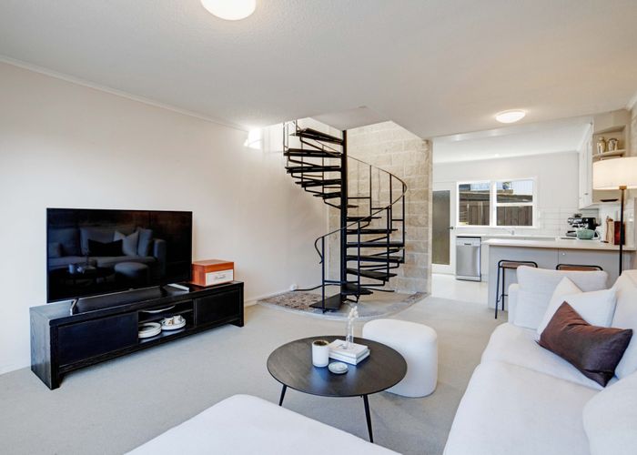  at 11/50 Pilkington Road, Panmure, Auckland City, Auckland