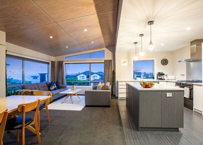 at 7 Aoraki Rise, Aotea, Porirua, Wellington
