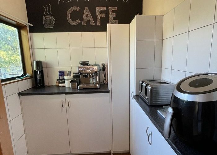  at New Lynn, Waitakere City, Auckland