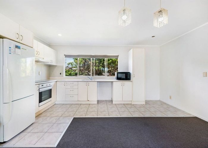  at 25 Neta Grove, Henderson, Waitakere City, Auckland