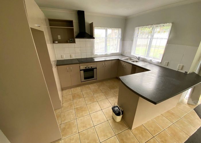  at 35 Hilltop Road, Flat Bush, Manukau City, Auckland