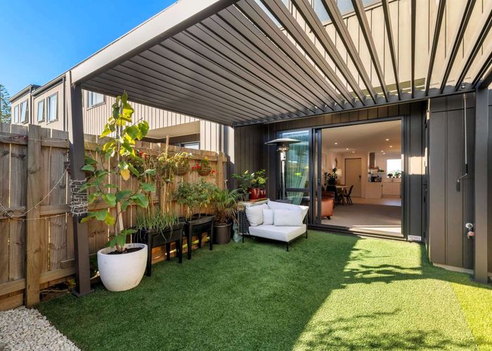  at 9 Harlow Crescent, Glen Innes, Auckland