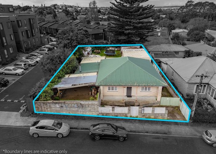  at 36 Hokonui Road, Otahuhu, Auckland